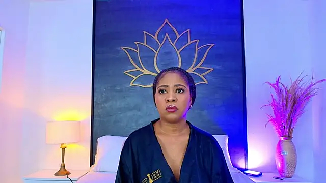 AlisonTravis online show from 05-10-26, 03:33