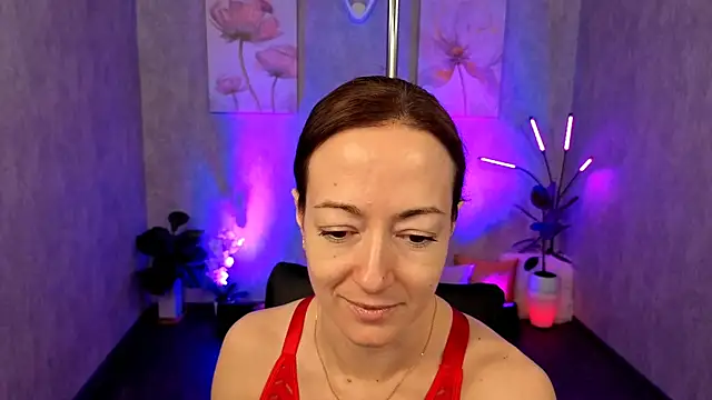 Snapshot of kimberlyray777 chatting on 02-04-25, 08:56 kimberlyray777 online show from 02-04-25, 08:56