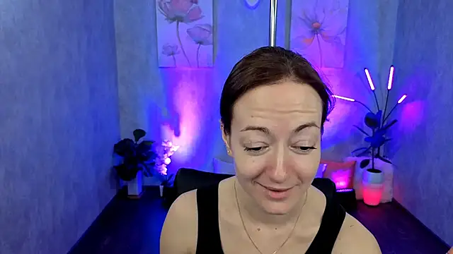 Snapshot of kimberlyray777 chatting on 02-04-25, 12:00 kimberlyray777 online show from 02-04-25, 12:00