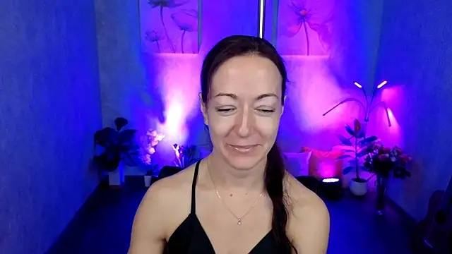 Snapshot of kimberlyray777 chatting on 03-08-25, 11:37 kimberlyray777 online show from 03-08-25, 11:37