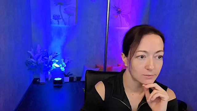 Snapshot of kimberlyray777 chatting on 09-17-25, 05:53 kimberlyray777 online show from 09-17-25, 05:53
