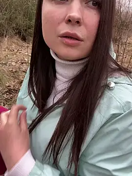 Snapshot of dreams4u chatting on 03-15-25, 12:34 dreams4u online show from 03-15-25, 12:34