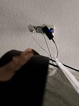 parejamlga58 online show from 11-10-25, 03:00