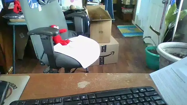 Snapshot of Daremeknot chatting on 12-20-24, 03:53 Daremeknot online show from 12-20-24, 03:53