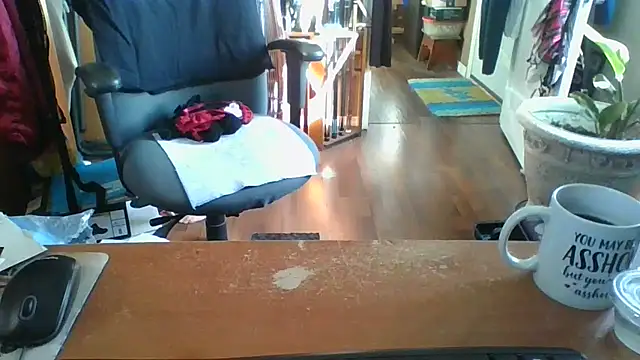 Snapshot of Daremeknot chatting on 10-02-25, 01:51 Daremeknot online show from 10-02-25, 01:51