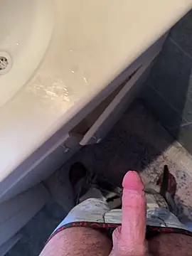 Snapshot of ThePussyLoverr_ chatting on 10-24-25, 12:56 ThePussyLoverr online show from 10-24-25, 12:56