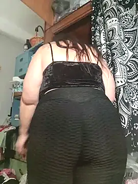 sweetkitty111 online show from 02-14-25, 08:21