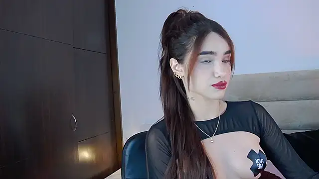 Snapshot of AllieEvans chatting on 01-22-25, 08:49 AllieEvans online show from 01-22-25, 08:49