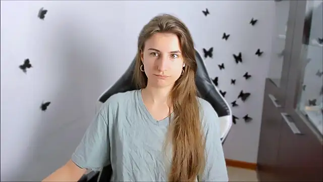 Snapshot of PumpkinCutiePie chatting on 09-21-25, 04:19 PumpkinCutiePie online show from 09-21-25, 04:19