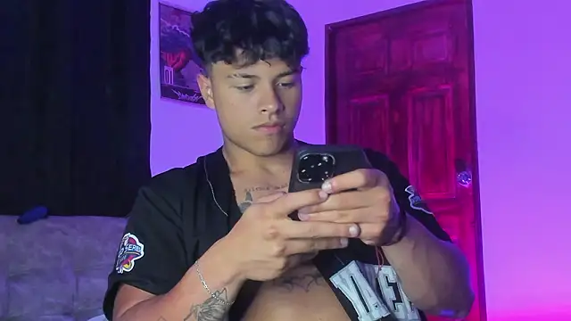 Dominic Biker   online show from 03-20-26, 05:01