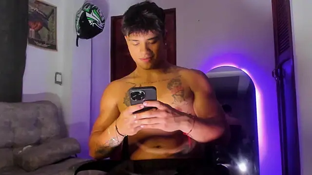 Dominic Biker   online show from 05-12-26, 03:14