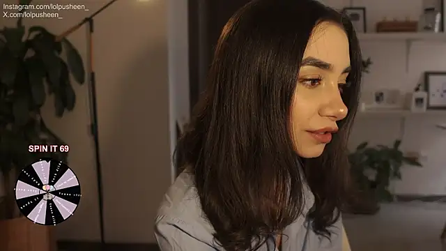 Snapshot of JulietteDee chatting on 02-10-26, 09:30 JulietteDee online show from 02-10-26, 09:30