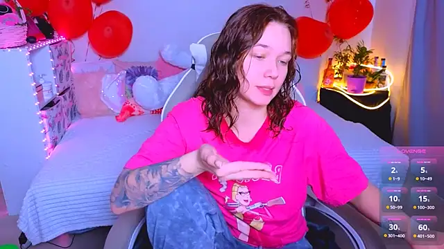 Snapshot of Karen_morris chatting on 03-14-25, 06:53 Karen morris online show from 03-14-25, 06:53