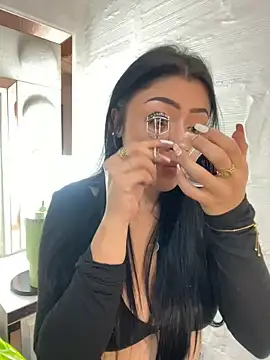 lucianaroy online show from 02-19-25, 10:20