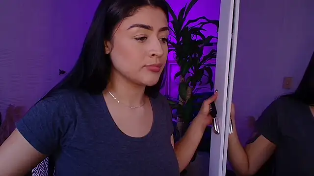 lucianaroy online show from 10-03-25, 08:17