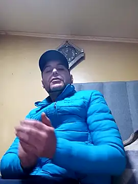 TrainedFinder5 online show from 10-02-25, 04:41