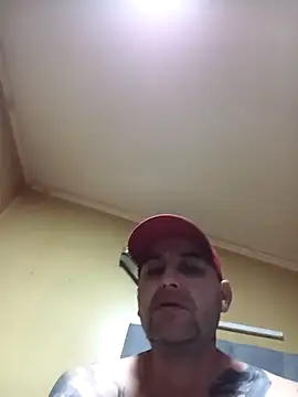 TrainedFinder5 online show from 04-08-26, 01:27