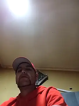 TrainedFinder5 online show from 04-21-26, 02:26