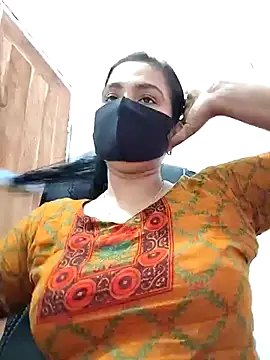 Ritusri Dotta online show from 02-18-25, 04:04