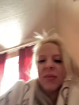 LikaCat online show from 03-08-25, 04:12