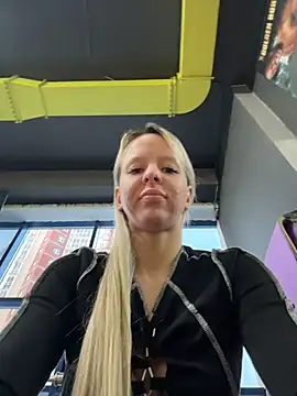 LikaCat online show from 12-16-25, 03:00