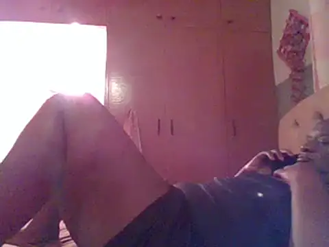 Snapshot of Shaz_brown chatting on 02-25-25, 03:20 Shaz brown online show from 02-25-25, 03:20