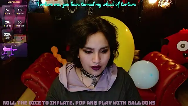 kureiji hentaii online show from 12-18-24, 07:04