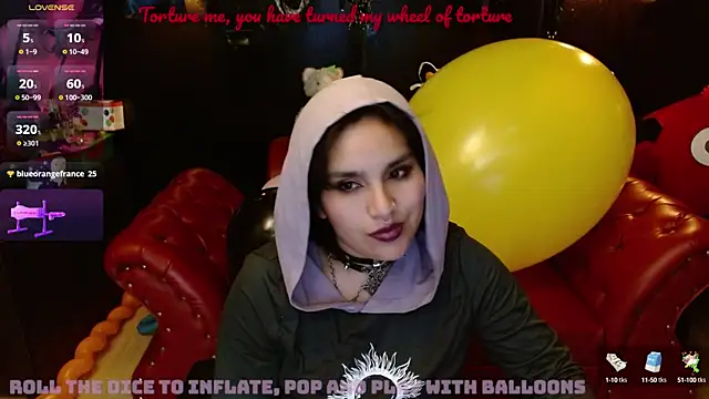 kureiji hentaii online show from 12-18-24, 03:22
