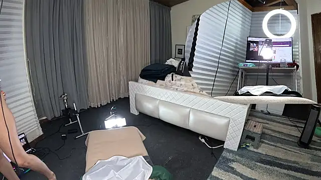 Alondra fetish online show from 12-29-24, 03:44