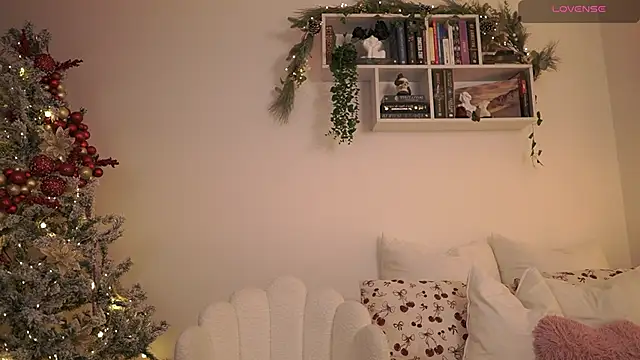 EmilyxRose - online show from 12-16-24, 07:32