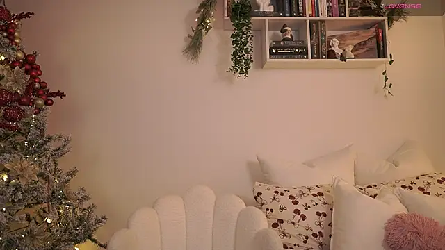 EmilyxRose - online show from 12-17-24, 07:15