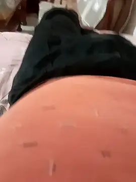 Snapshot of Alonesexyboy1 chatting on 12-03-24, 05:01 Alonesexyboy1 online show from 12-03-24, 05:01