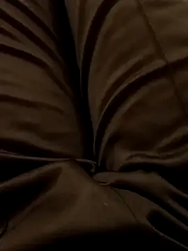 Snapshot of Alonesexyboy1 chatting on 12-21-24, 03:53 Alonesexyboy1 online show from 12-21-24, 03:53