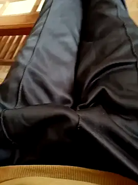 Snapshot of Alonesexyboy1 chatting on 02-04-25, 06:36 Alonesexyboy1 online show from 02-04-25, 06:36