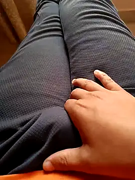 Snapshot of Alonesexyboy1 chatting on 11-17-25, 09:26 Alonesexyboy1 online show from 11-17-25, 09:26