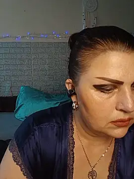 kataleya94 online show from 06-12-26, 11:42
