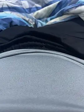 Snapshot of boythichcu69 chatting on 11-04-25, 02:27 boythichcu69 online show from 11-04-25, 02:27