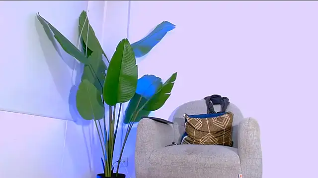 Sara ow online show from 06-03-26, 07:19