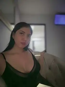 MarianaBenz online show from 01-25-25, 12:27