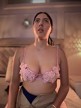 MarianaBenz online show from 02-19-25, 09:58