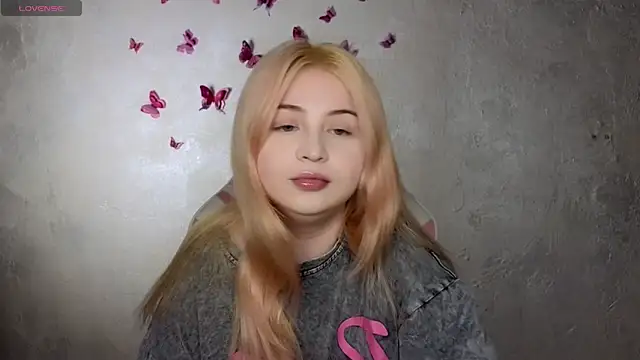 shy blondiee online show from 09-15-25, 07:47