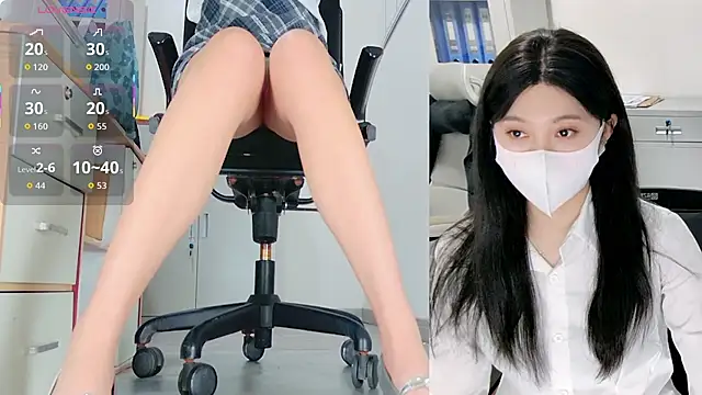 Snapshot of -DIO-DIO- chatting on 01-13-26, 11:26 -DIO-DIO- online show from 01-13-26, 11:26