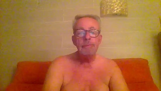 tuggy59 online show from 09-10-25, 04:45