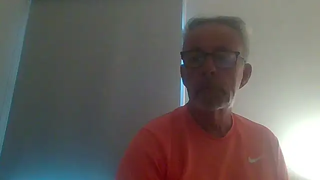 tuggy59 online show from 09-19-25, 05:09
