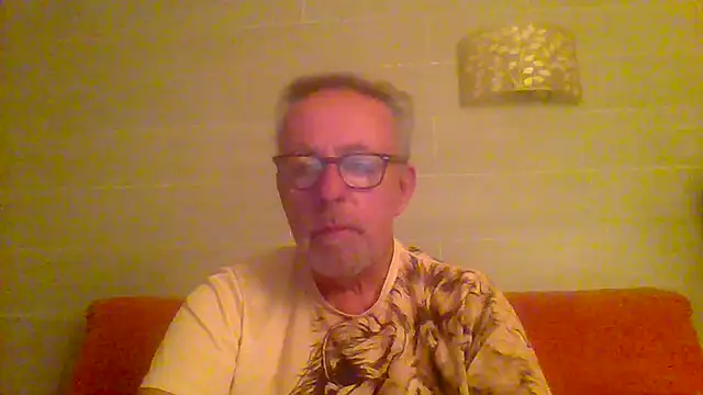 Snapshot of tuggy59 chatting on 03-30-26, 04:57 tuggy59 online show from 03-30-26, 04:57