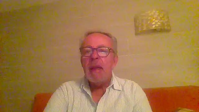 Snapshot of tuggy59 chatting on 04-03-26, 04:43 tuggy59 online show from 04-03-26, 04:43
