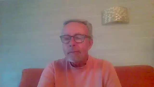 Snapshot of tuggy59 chatting on 04-07-26, 06:25 tuggy59 online show from 04-07-26, 06:25