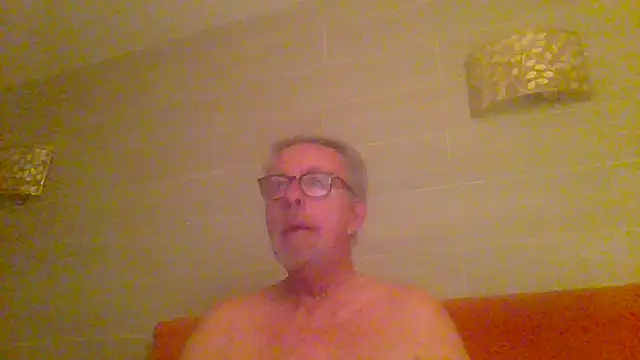 Snapshot of tuggy59 chatting on 04-23-26, 05:08 tuggy59 online show from 04-23-26, 05:08