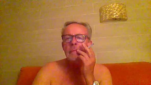 tuggy59 online show from 06-03-26, 08:25