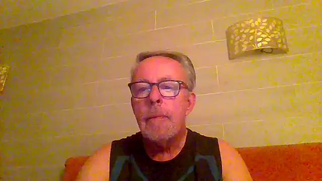 tuggy59 online show from 06-16-26, 03:42